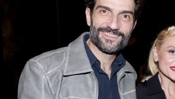 Νίκος Κουρής: Η σπάνια δημόσια εμφάνιση με τον γιο και τη σύζυγό του, Έλενα Τοπαλίδου
