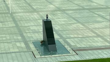 Πολωνία: Παραδόθηκε ο άντρας που απειλούσε να πυροδοτήσει βόμβα στη Βαρσοβία