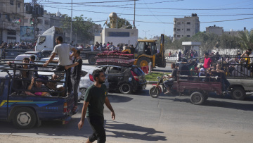 Πόλεμος στο Ισραήλ: Άμαχοι φεύγουν μαζικά από τη Γάζα - Οι Ισραηλινοί «ετοιμάζονται για το επόμενο στάδιο των επιχειρήσεων»