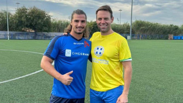 ΣΥΡΙΖΑ: Έπαιξε μπάλα με την ομάδα της «Αυγής» ο Κασσελάκης - Δείτε φωτογραφίες