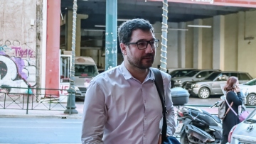 Ηλιόπουλος μετά την ανεξαρτητοποίηση: Είναι μια δύσκολη απόφαση, αλλά η μόνη που μπορούμε 