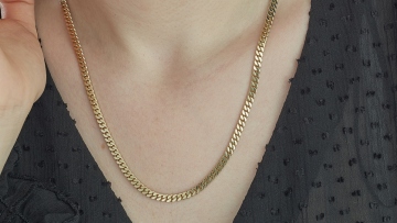 Σέρρες: Ρομά αγκάλιαζε ηλικιωμένες και άρπαζε χρυσές αλυσίδες από τον λαιμό τους