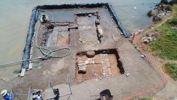 Σαλαμίνα: Βρέθηκαν αρχαία κατάλοιπα μεγάλου δημόσιου κτιρίου - Φωτογραφίες