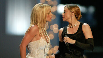 Μπρίτνεϊ Σπίαρς: Μιλά πρώτη φορά για το φιλί στο στόμα που αντάλλαξε με τη Μαντόνα (εικόνα)