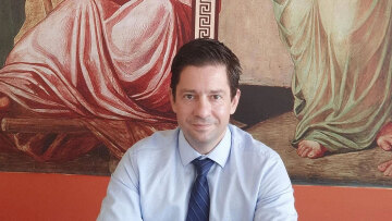 Πρύτανης ΕΚΠΑ για καύσωνα: Τι πρέπει να προσέξουν οι καρδιοπαθείς και οι ευπαθείς ομάδες