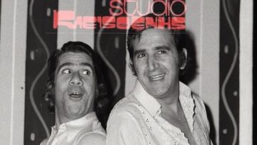 Γιώργος Κωνσταντίνου: Η αδημοσίευτη φωτογραφία του από παράσταση του 1970