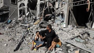 Πόλεμος στο Ισραήλ: Ξεπέρασαν τους 8.000 οι νεκροί στη Γάζα - Πάνω από 3.324 παιδιά έχουν χάσει τη ζωή τους