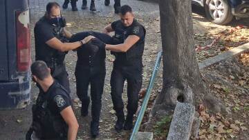 Οπαδική συμπλοκή στη Θεσσαλονίκη: Κακουργηματική δίωξη σε δέκα κατηγορούμενους της ίδιας ομάδας