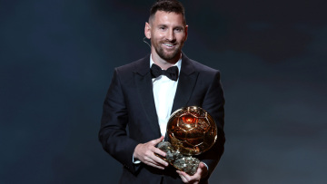 Μυθικός Λιονέλ Μέσι - Κέρδισε για 8η φορά τη Χρυσή Μπάλα - Βίντεο, φωτογραφίες 