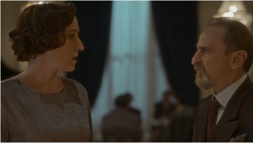 Οι Πανθέοι: Οι κρυφές σχέσεις κινδυνεύουν στο φως