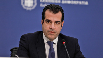 Πλεύρης: Όποιος δεν σέβεται την απόφαση της αναστολής εξέτασης ασύλου για τους επόμενους τρεις μήνες θα υποστεί τις συνέπειες