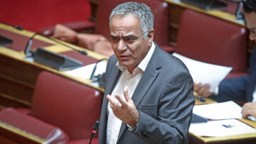 Ο Σκουρλέτης πήγε στη Δίωξη Ηλεκτρονικού Εγκλήματος για τα τρολ του ΣΥΡΙΖΑ