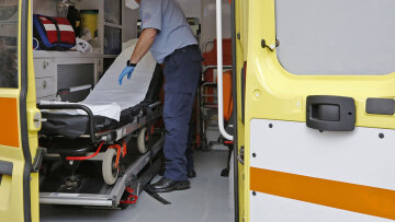 Θλίψη για το τραγικό τροχαίο με θύμα βρέφος - «Το πήρε η γιαγιά του με ταξί και το πήγε αμέσως στο νοσοκομείο»