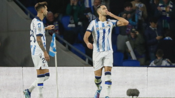 Champions League: Σοσιεδάδ - Μπενφίκα 3-1: «Πάρτι» και αγκαλιά με την πρόκριση οι Ισπανοί - Δείτε τα γκολ 