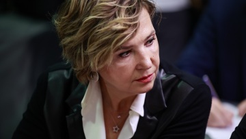 Γεροβασίλη: Ο ΣΥΡΙΖΑ δεν θα διαλυθεί - Δεν υιοθετώ την παρέμβαση Πολάκη