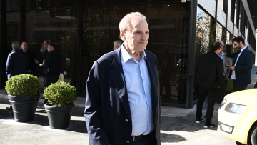 Στέφανος Τζουμάκας μετά την αποχώρηση του από τον ΣΥΡΙΖΑ: Θα έχει κλείσει τον κύκλο του ως τις Ευρωεκλογές