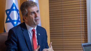 Πόλεμος στο Ισραήλ: Μπορούμε να βομβαρδίζουμε ακόμη για τρεις εβδομάδες τη Γάζα δίχως να αντιδρά η διεθνής κοινότητα, λέει ο Ισραηλινός ΥΠΕΞ