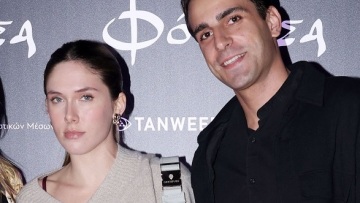 Αφροδίτη Λιάντου - Αλέξανδρος Σκουρλέτης: Κοινή έξοδος για το ζευγάρι μαζί με τη μητέρα της ηθοποιού, Εβελίνα Παπούλια