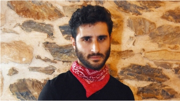 Γιάννης Βασιλώττος: Θα μπορούσα να είμαι σε σχέση με έναν άντρα, αλλά σεξουαλικά με τραβάνε μόνο οι γυναίκες