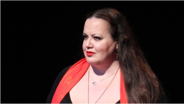 Αλεξία Μουστάκα για τον πατέρα της: Ήξερα ότι είχε κάποιο πρόβλημα, αλλά μου έκρυβε τα πιο σοβαρά, δεν ήμουν καθόλου προετοιμασμένη