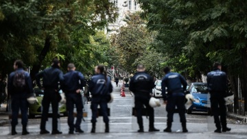 Επέτειος Πολυτεχνείου: «Αστακός» η Αθήνα - Επί ποδός πάνω από 5.000 αστυνομικοί με ελικόπτερα, drones και «Αύρες»