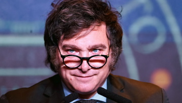 Αργεντινή: Η δικαιοσύνη φρενάρει προσωρινά τις σαρωτικές αλλαγές στην εργατική νομοθεσία που προωθεί ο Χαβιέρ Μιλέι