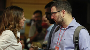 ΣΥΡΙΖΑ: Αντίστροφη μέτρηση για την έξοδο της ομάδας Αχτσιόγλου - Οι κρίσιμες στιγμές της απόφασης