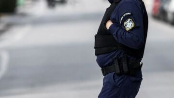 Οι διάλογοι που «έκαψαν» τον αστυνομικό που παρίστανε τον οικονομολόγο: «Έβγαλα €3.750, ήταν ο καλύτερος μήνας»