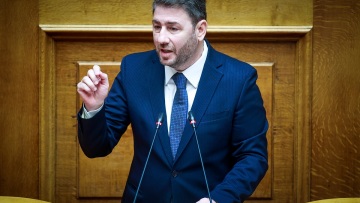 Ανδρουλάκης στη Βουλή: Σε μία εποχή συνεχών κρίσεων, η κυβέρνηση δεν θέλει να παρέμβει στις χρόνιες παθογένειες 