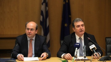 Βουλή: «Ακατανόητη» και «σουρεαλιστική» η πρόταση ΣΥΡΙΖΑ για Προανακριτική λένε Χατζηδάκης και Χρυσοχοΐδης