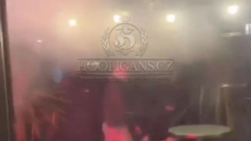 Παρί Σεν Ζερμέν - Νιούκαστλ: Ξύλο μεταξύ οπαδών στο Παρίσι - Δείτε βίντεο