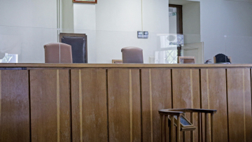 Δικαιοσύνη: Αποζημίωση σε διάδικο γιατί χρειάστηκαν 11 αναβολές και 5 χρόνια να εκδοθεί απόφαση