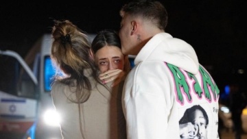 Δείτε βίντεο: Η 21χρονη όμηρος που απελευθερώθηκε από τη Χαμάς λέει ότι οι απαγωγείς της φέρθηκαν ευγενικά 