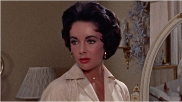 Ελίζαμπεθ Τέιλορ: Φόρεμα που φόρεσε την τελετή των Όσκαρ το 1961 πωλείται σε δημοπρασία