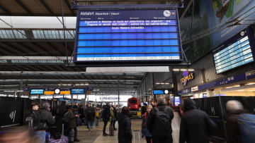 Κακοκαιρία: Ακυρώνονται οι αυριανές πρωινές πτήσεις από και προς το αεροδρόμιο του Μονάχου 