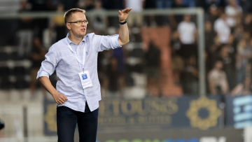 ΟΦΗ: Διαζύγιο με Νταμπράουσκας - Με Καραβέλα στο παιχνίδι με την Κηφισιά 