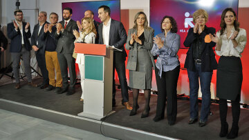 Νέα Αριστερά - ΣΥΡΙΖΑ: «Ντιμπέιτ» με ενδιάμεσο τον Τσίπρα -  Η πρεμιέρα στο Σεράφειο και οι Ευρωεκλογές