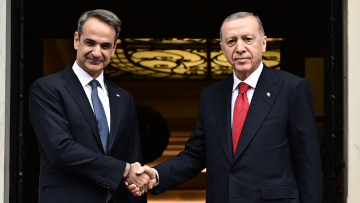 Τα μηνύματα της επίσκεψης Ερντογάν στην Αθήνα - Τι είπαν με τον Μητσοτάκη και ποιες συμφωνίες υπέγραψαν