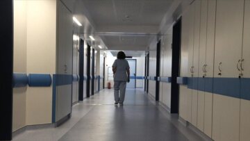 Κρήτη: Κρίσιμη η κατάσταση της 17χρονης που υπέστη ανακοπή μετά από αλλεργικό σοκ - Το ιατρικό ανακοινωθέν 