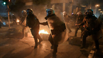 Με δικαστική έρευνα για εγκληματικές Οργανώσεις -αλά Χρυσή Αυγή- θέλουν να δέσουν τους χούλιγκανς