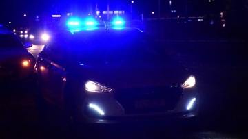 Διπλή διάρρηξη σε διπλανές εταιρείες στα Καλύβια - Πήραν χρηματοκιβώτιο, υπολογιστή και τσάντα με χρήματα