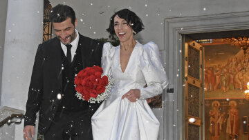 Νίκος Κουρής: Ο γάμος του με την Έλενα Τοπαλίδου - Δείτε βίντεο και φωτογραφίες