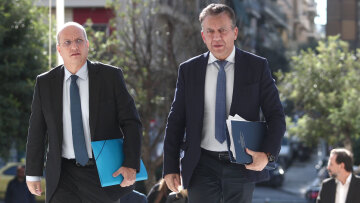 Οικονόμου-Βρούτσης στον Άρειο Πάγο - «Στόχος να σταματήσουμε τις αγέλες των χούλιγκαν»