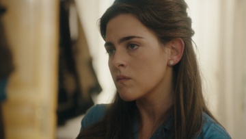 Ναυάγιο: Η Αλίκη αποκαλύπτει στον Γιώργη ότι έχει πέσει θύμα βιασμού