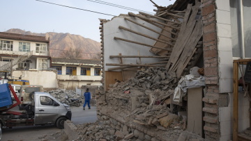 Κίνα: 137 οι νεκροί από τον σεισμό των 6,2 Ρίχτερ - 12 άνθρωποι αγνοούνται