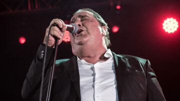 Βασίλης Καρράς: Τι έλεγε για τον εαυτό του και τα σουξέ του - Τα 18+1 ποτά που κέρασε στο μπαρ 