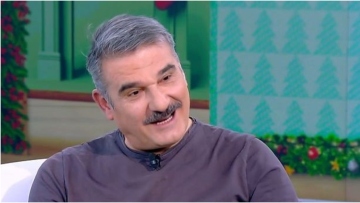 Κώστας Αποστολάκης: Η καλοσύνη δεν έχει να κάνει το ποιος σου φέρεται καλά, εσύ είσαι καλός μέσα σου