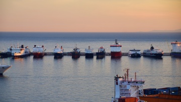 Τραυματισμός εργαζομένου σε πλοίο στη Δραπετσώνα