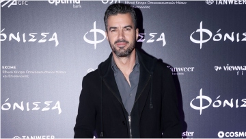 Γιάννης Τσιμιτσέλης: Υπάρχουν μοναχικοί άνθρωποι που έρχονται τα Χριστούγεννα στο θέατρο για να περάσουν καλά