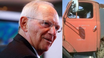 Βόλφγκανγκ Σόιμπλε: Το πυροσβεστικό όχημα που είχε δωρίσει στο δήμο Μακροκώμης και η ανακήρυξη του σε επίτιμο δημότη